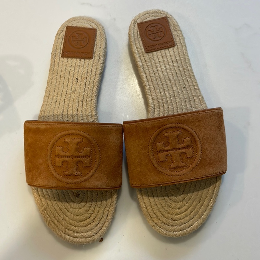 Tory Burch sandals size 9, excellent condition